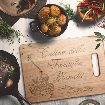Family Kitchen *Personalized* In Italian - Maple Cutting Board
